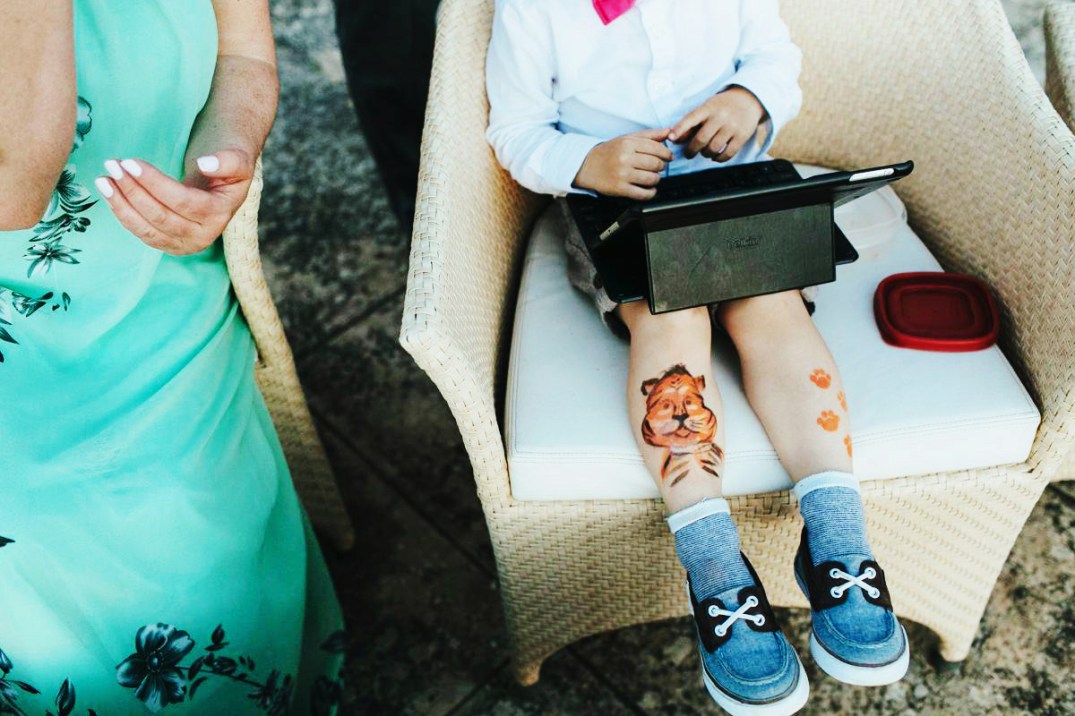 amanda hennel 045-cap-rocat-wedding-photographer