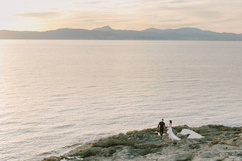 amanda hennel 064-cap-rocat-wedding-photographer